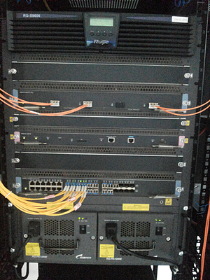 網絡設備 構建數字世界的無形基石